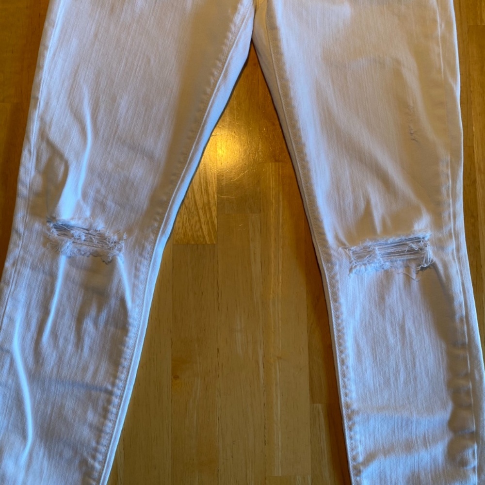 Mid Rise White Ripped Skinny Jeans - Picture 4 of 6